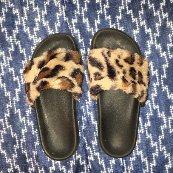 cheetah print fur slides